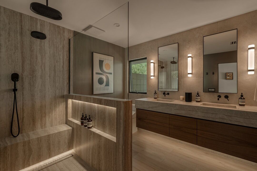 luxury bathroom